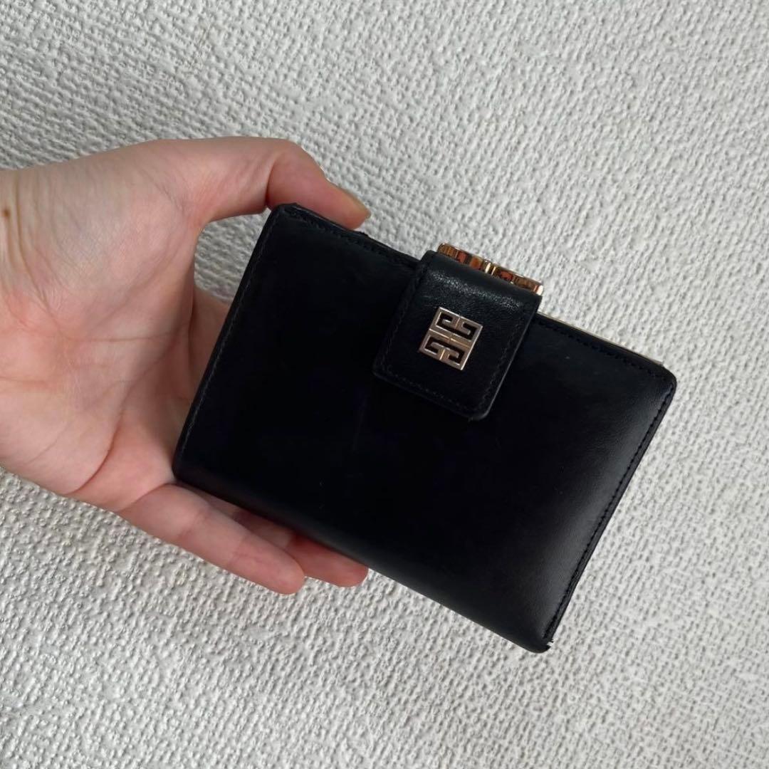 【希少品】Givenchy がま口 二つ折り財布