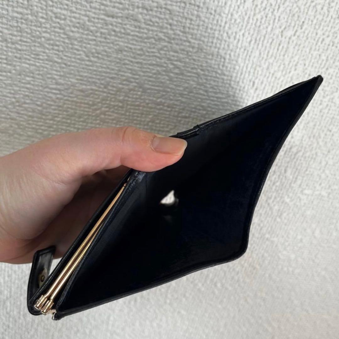 【希少品】Givenchy がま口 二つ折り財布