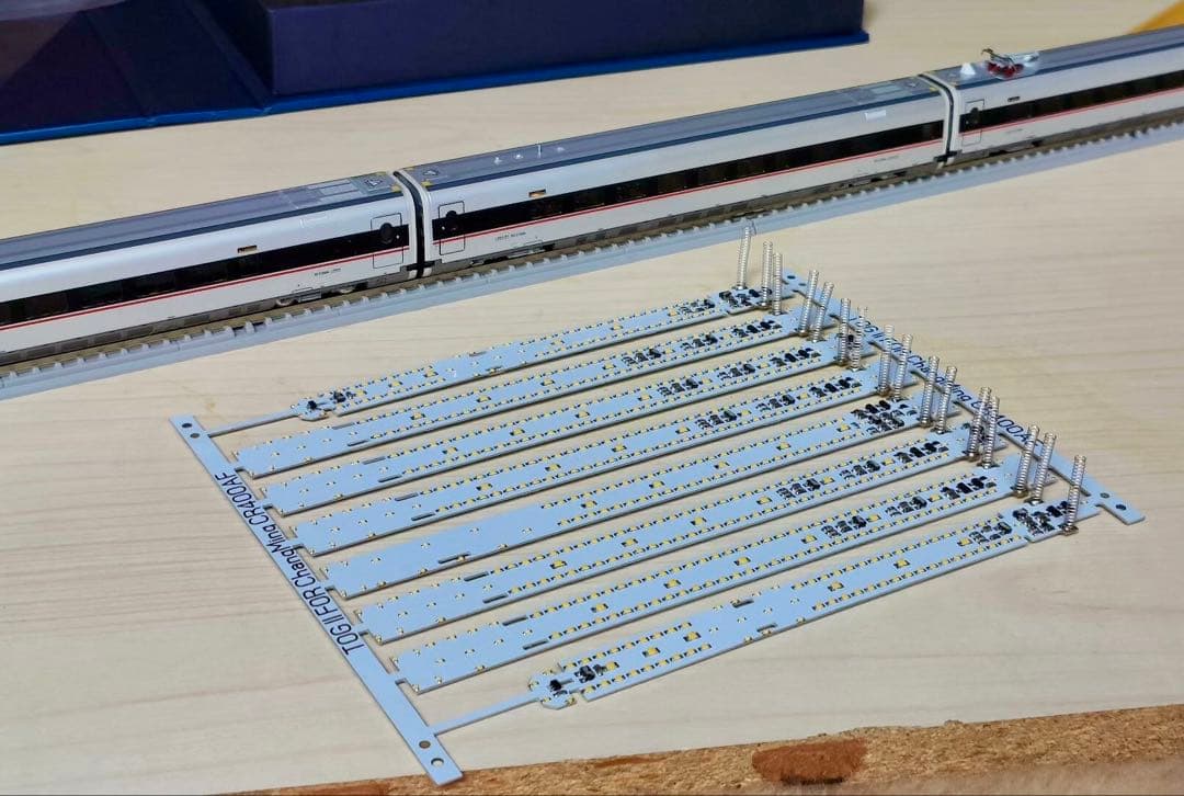 長鳴CHANGMING中国高速鉄道CR400AF型復興号8両セット蓄電式室内灯付