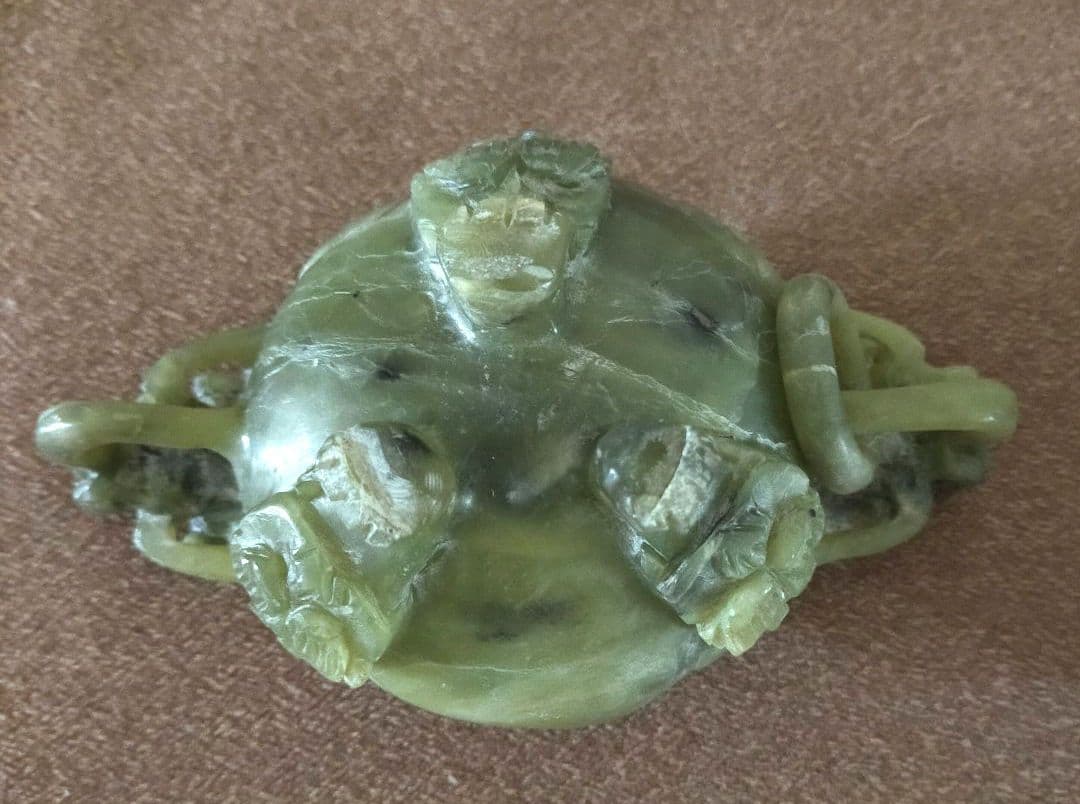翡翠　天然石　三足　龍耳付き　龍神　風水　香炉　中国伝統美術彫刻　わけ有り
