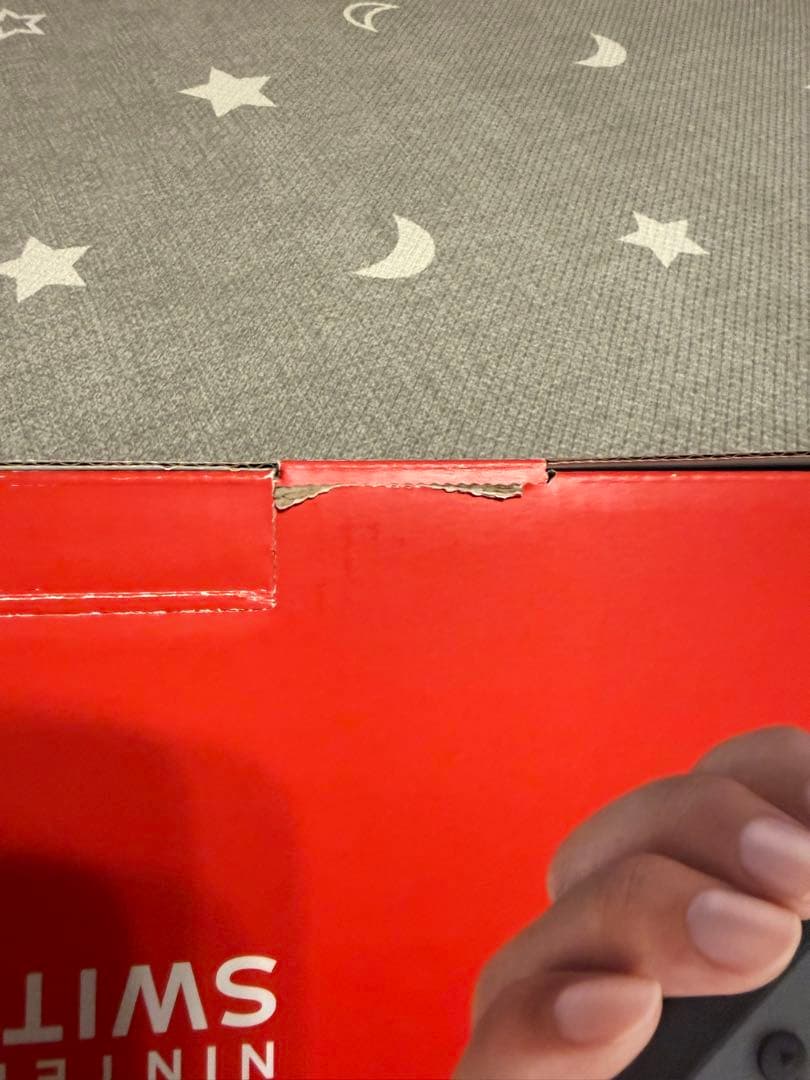 Nintendo Switch 本体 + 付属品 + キャリングケース