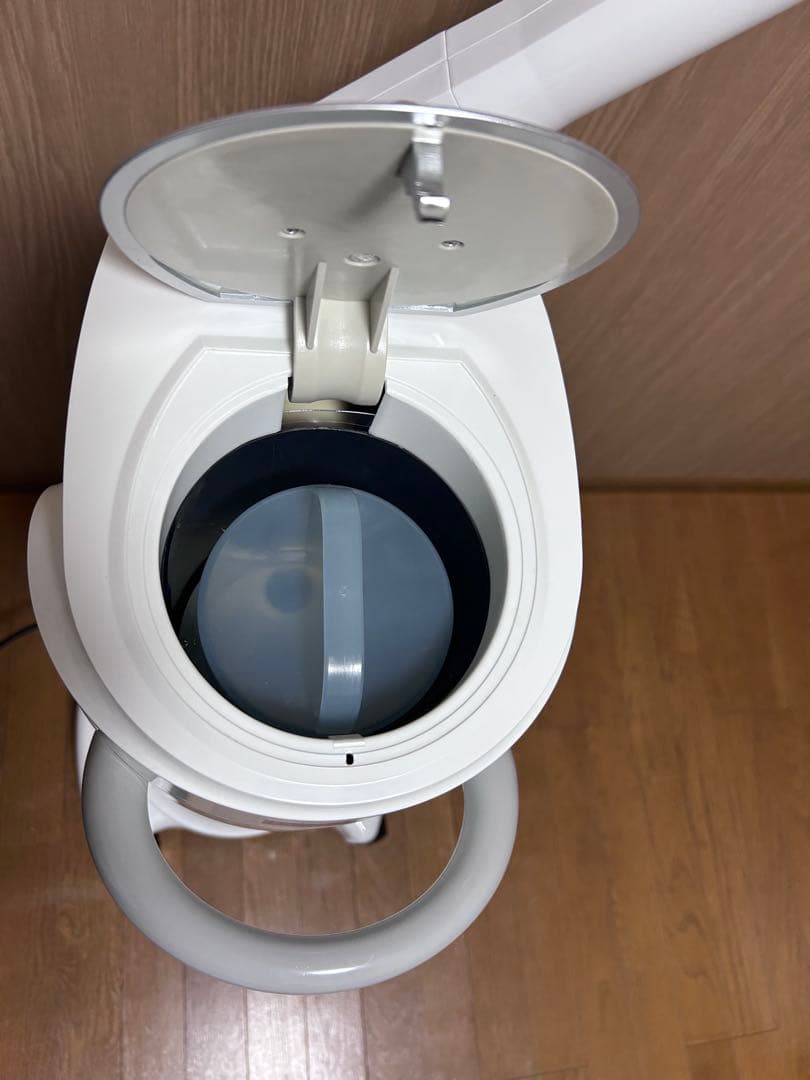 【断捨離スッキリ☝︎( ◠︎‿◠︎ )☝︎】フェイシャルスチーマー