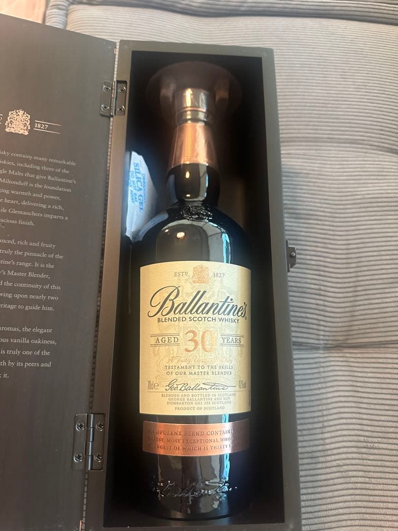 いけちゃん　Ballantine's 30年