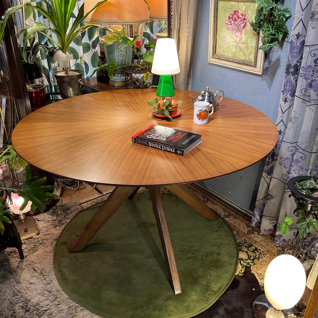 ふくちゃん 　ヴィンテージ 孔雀張り　デザインレッグ　ラウンドテーブル