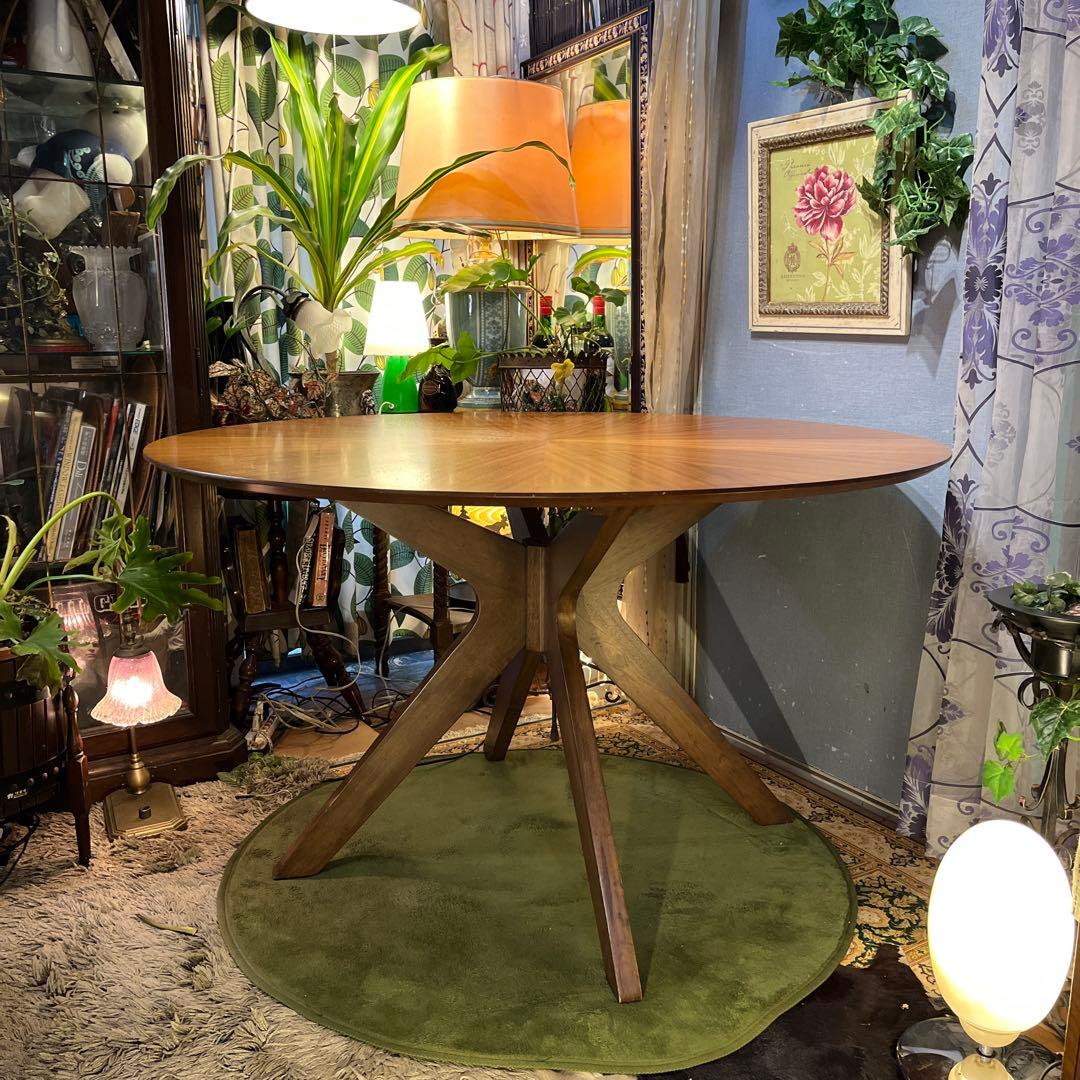 ふくちゃん 　ヴィンテージ 孔雀張り　デザインレッグ　ラウンドテーブル