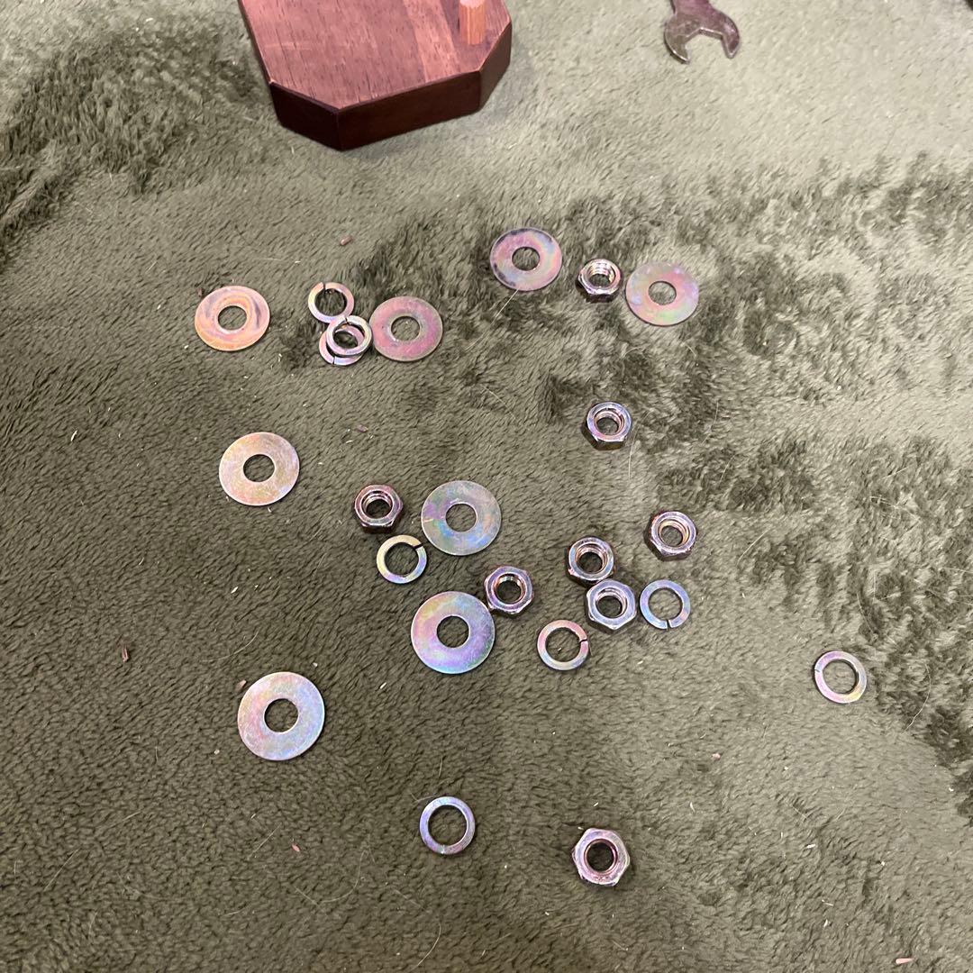 ふくちゃん 　ヴィンテージ 孔雀張り　デザインレッグ　ラウンドテーブル