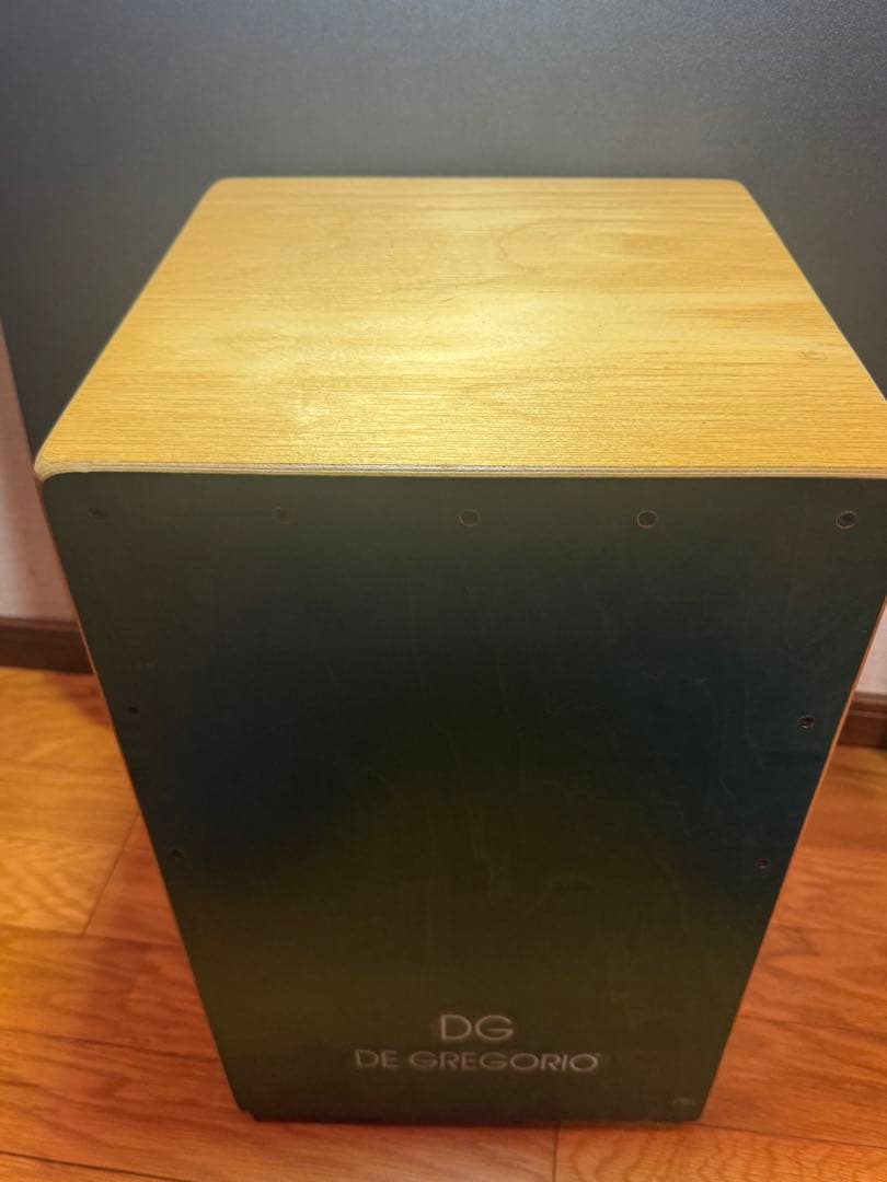 DE GREGORIO 木製カホン グリーン/ナチュラル