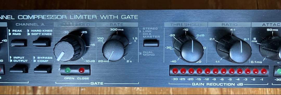 ● Alesis 3630 Compressor 改造品 名機