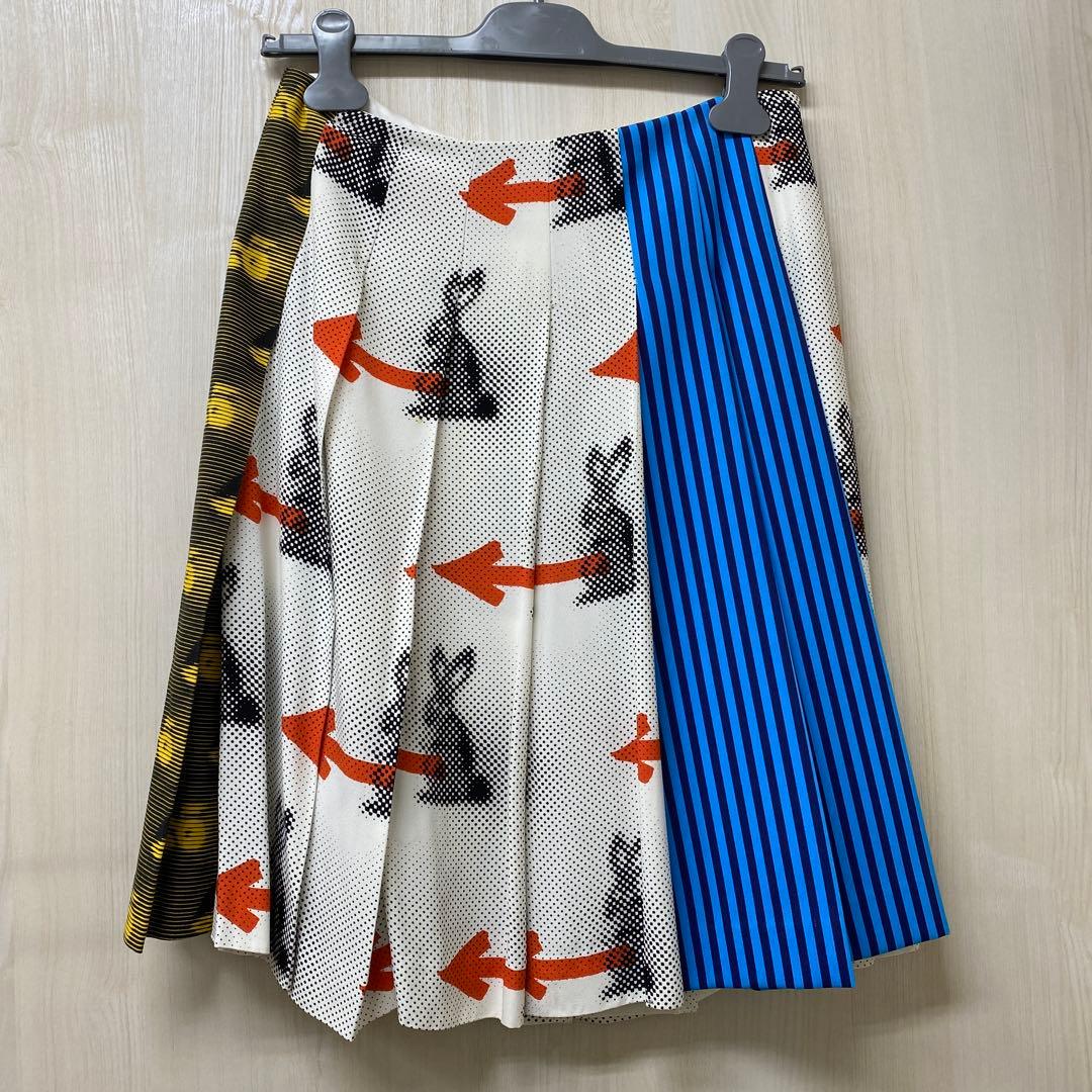 プラダ　プリーツスカート　40コレクション