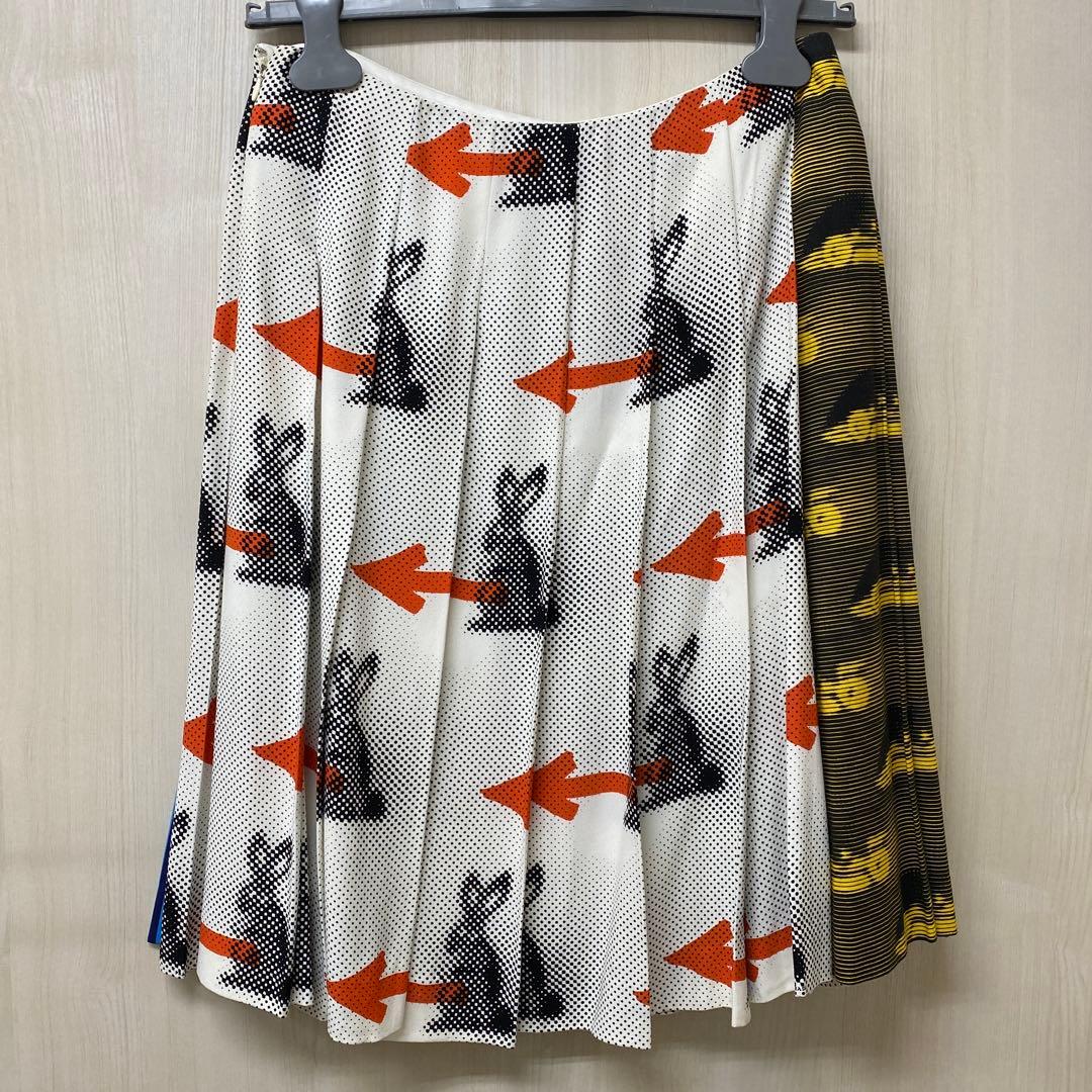 プラダ　プリーツスカート　40コレクション