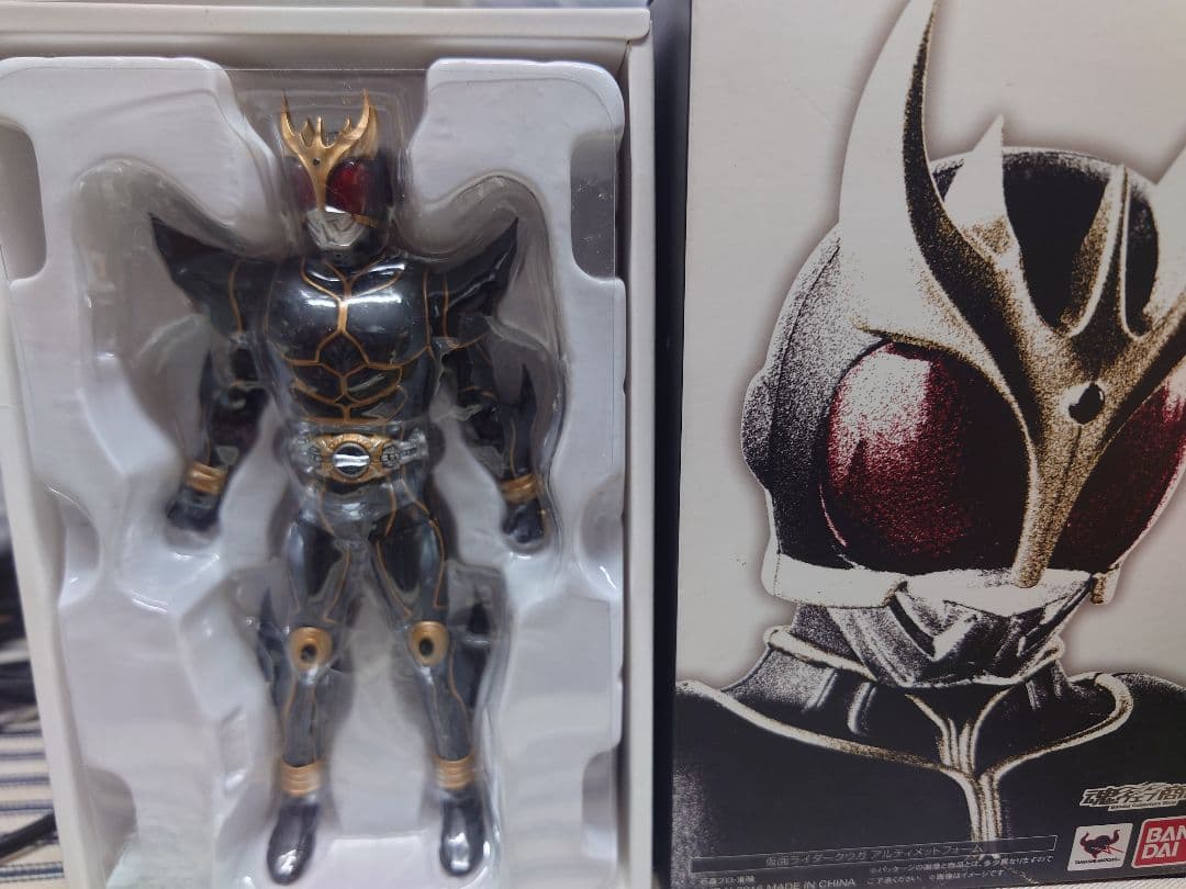 H*U様 S.H.Figuarts 真骨彫製法 仮面ライダークウガアルティメット