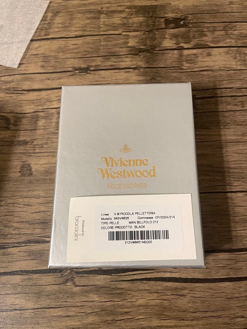 【最終値下げ】Vivienne Westwood ブラック 二つ折り財布