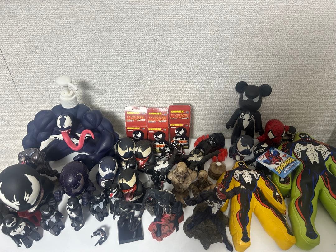ヴェノムフィギュアセット スパイダーマンVenom フィギュア コレクション！