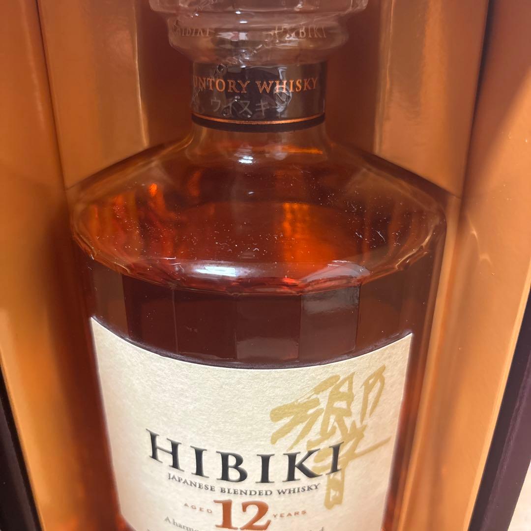 サントリー　響HIBIKI 12年 ウイスキー 700ml 希少古酒未開封　底値