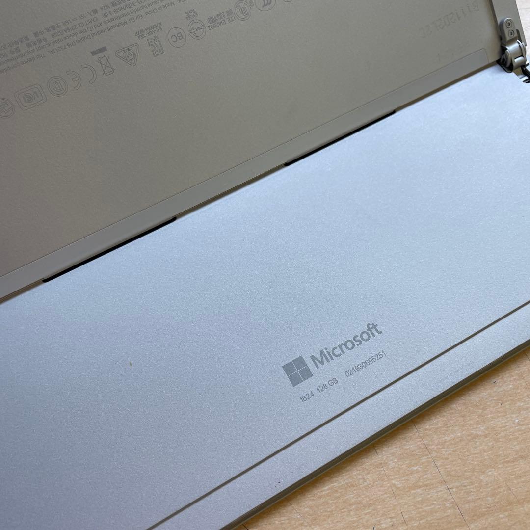 Microsoft Surface Go 128GB Model 1824 美品