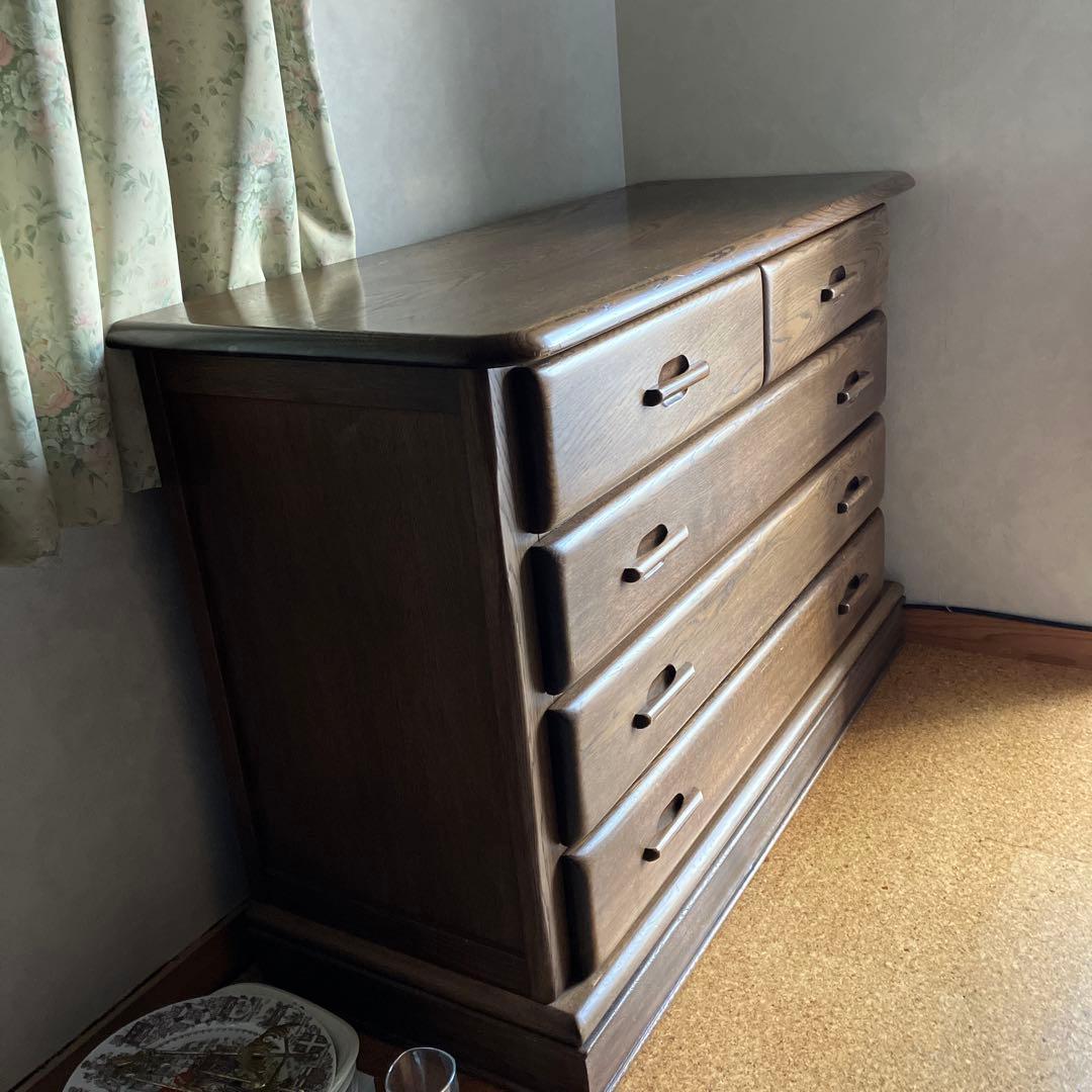 天然木　高級タンス