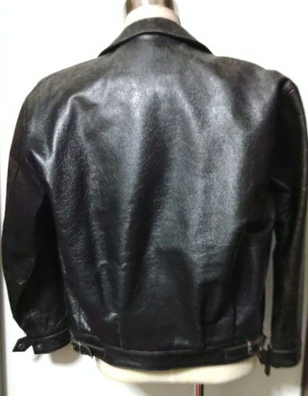 黒革ジャケット①