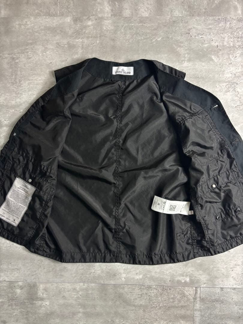 ストーンアイランド ベスト ガーメントダイ ナイロン ブラック ワッペン S