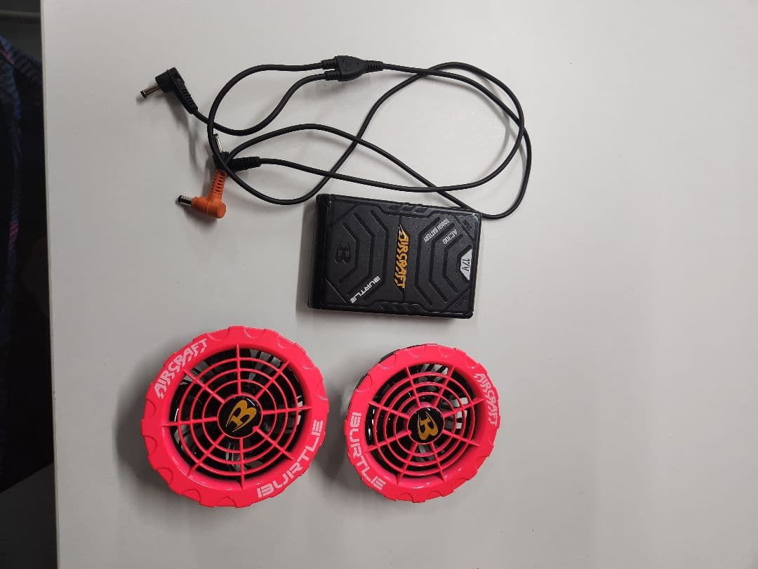 バートル17Vバッテリー ファンピンク2個 充電器はなし