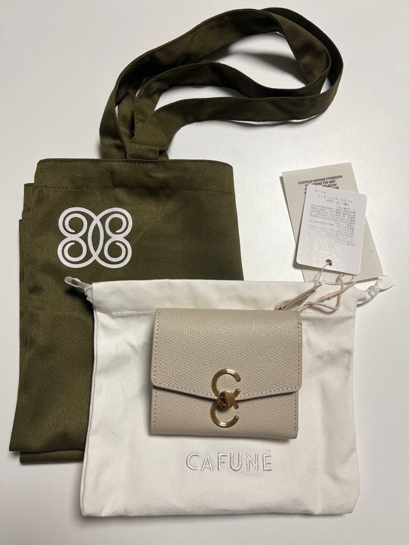 【未使用品】CAFUNE ベージュ 財布