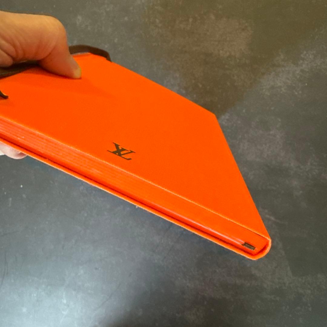 LOUIS VUITTON オレンジノート 約15cm x 21cm