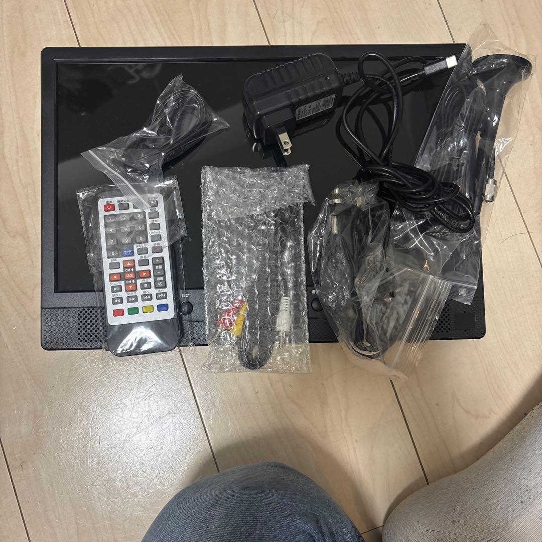 14インチテレビ