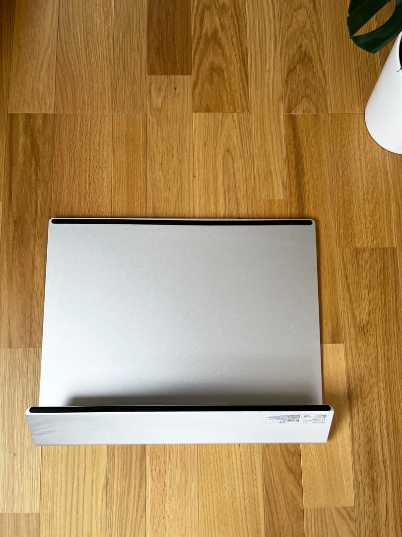 【美品】卓上傾斜台　angle10 (アングルテン) シルバー