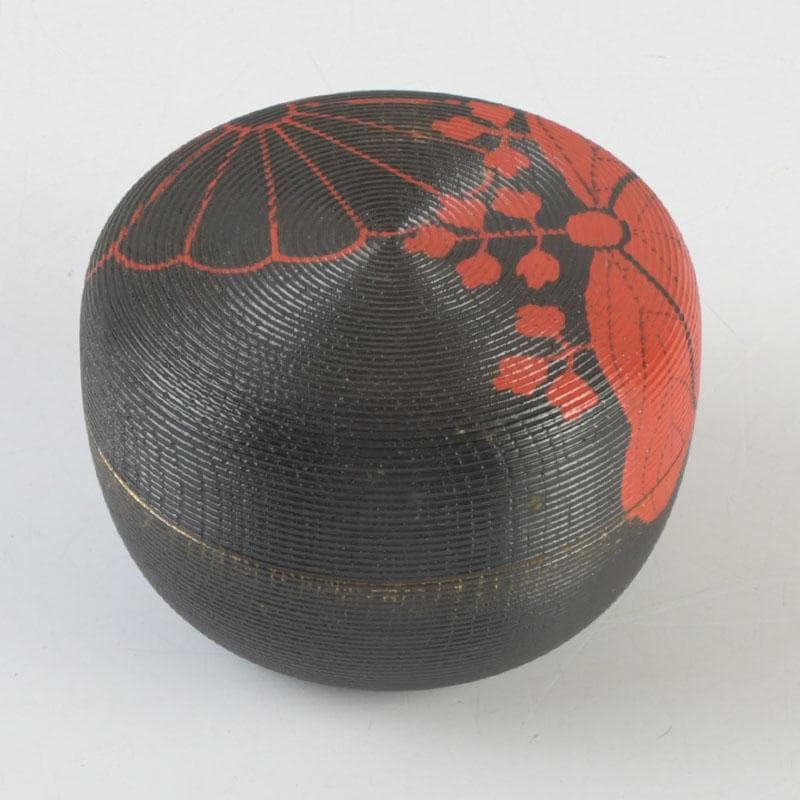 茶道具　塗師　川瀬表完作　内金菊桐紋　寿輪平棗　共箱　V　9541