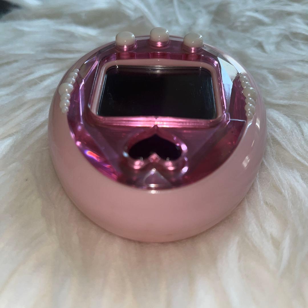 おうち で　たまごっち　ピンク　もっとiD!おうちdeたまごっちステーション+