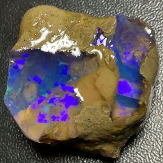 【70CT】エチオピア　オパール 原石 鉱物標本　ウェロ産