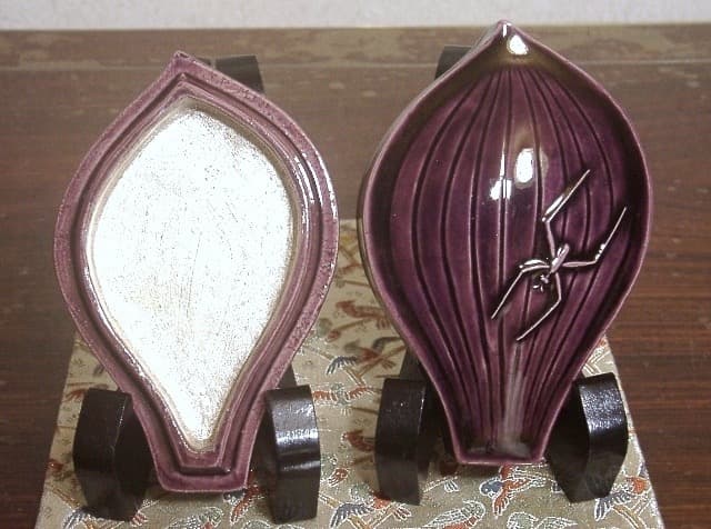 京焼・清水焼　宮永東山作　蓮片　香合　無傷　共箱　保証。