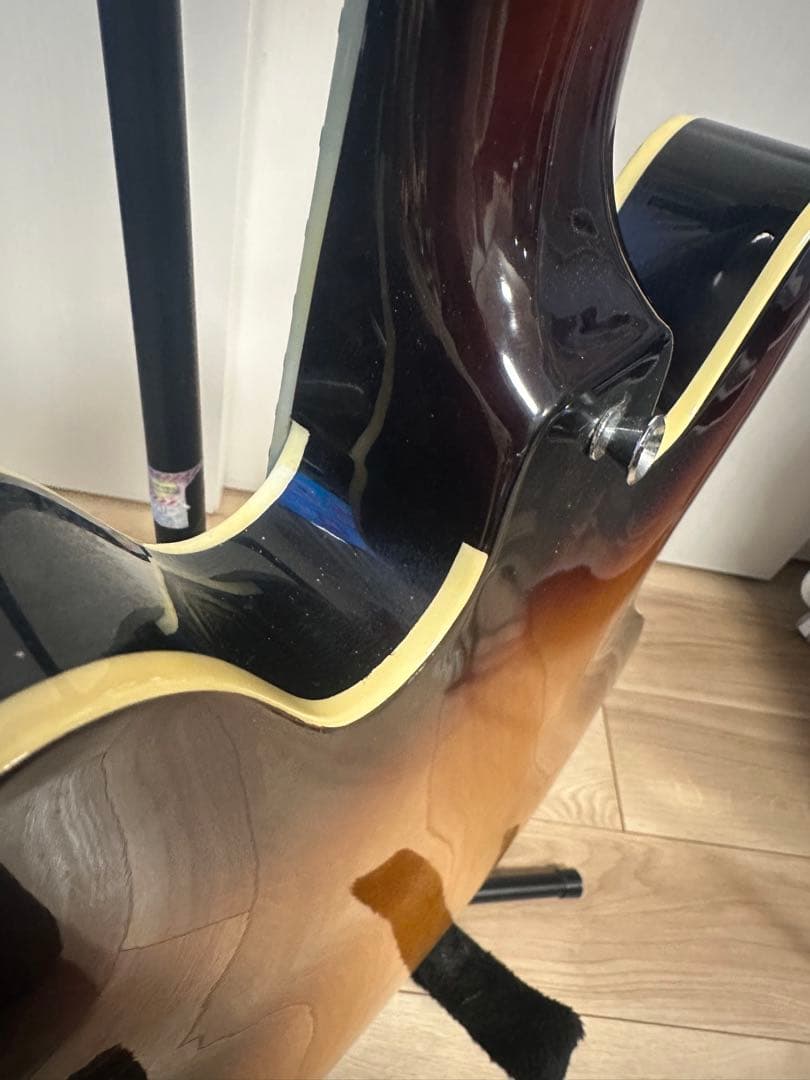 ES-335スタイル エレキギター サンバースト