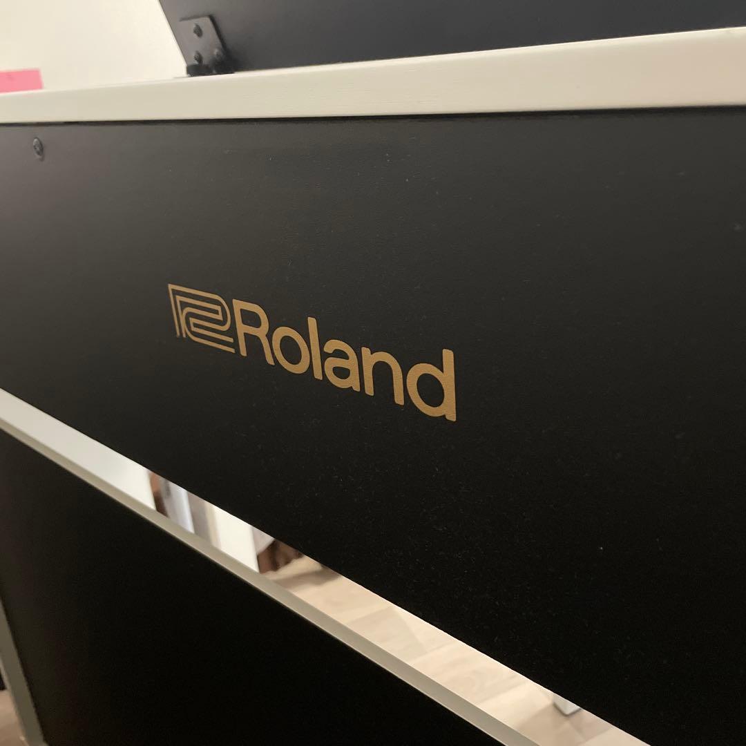 【大阪発送】Roland 電子ピアノ HP601 ホワイト