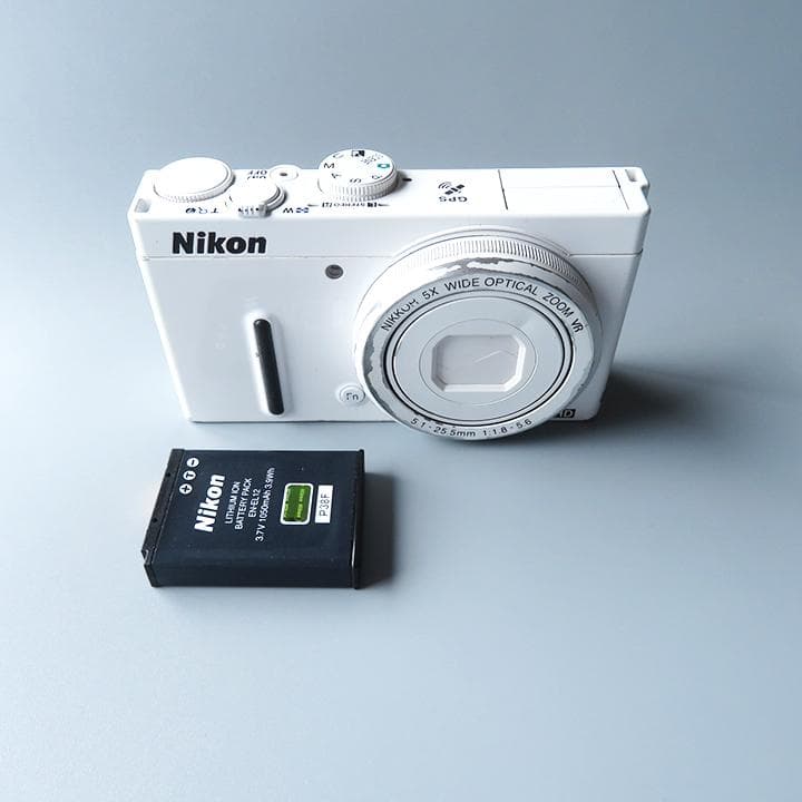 Nikon COOLPIX P330 ニコン クールピクス ホワイト コンデジ