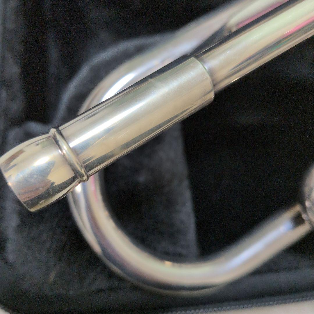 ヤマハトランペット　YTR-2335　ケース付き