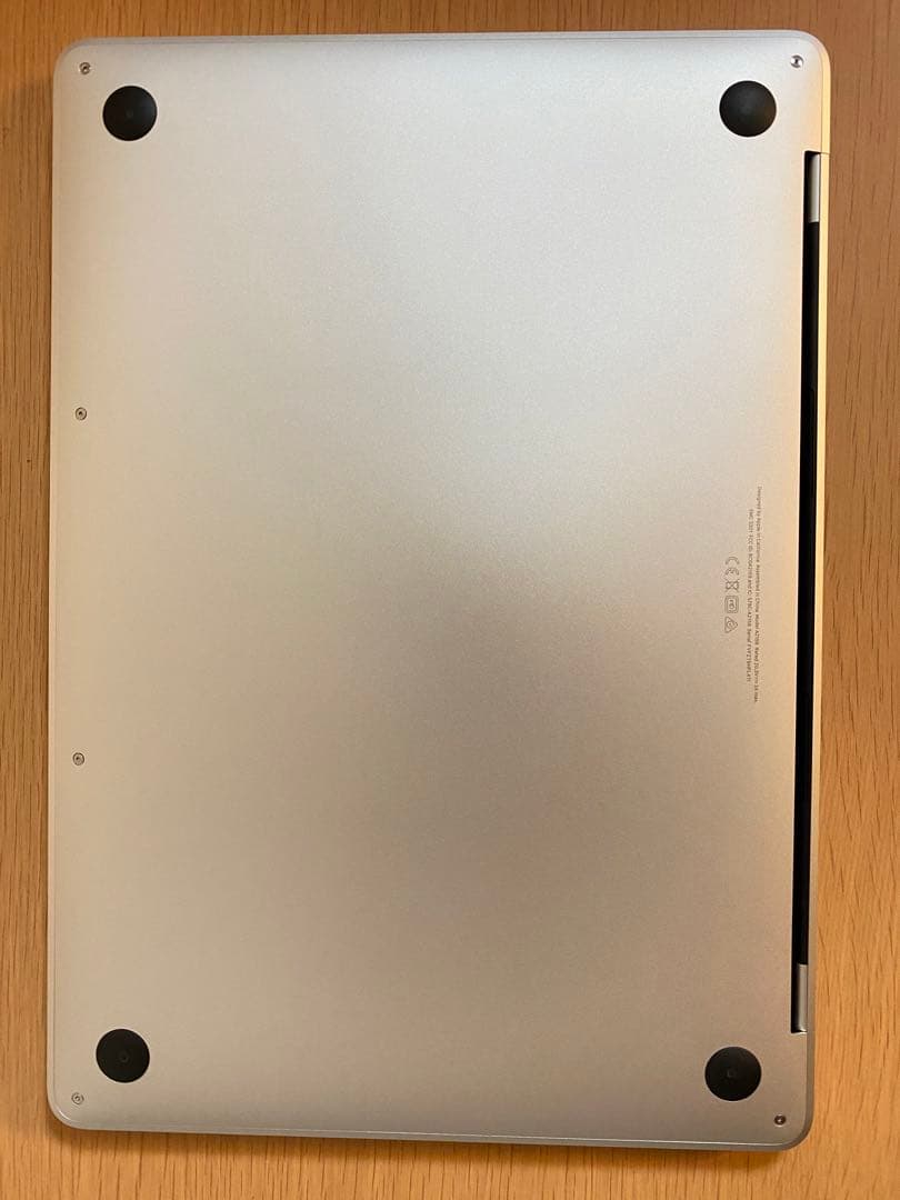美品 MacBook Pro 13インチ 16GB/2024年Office付き
