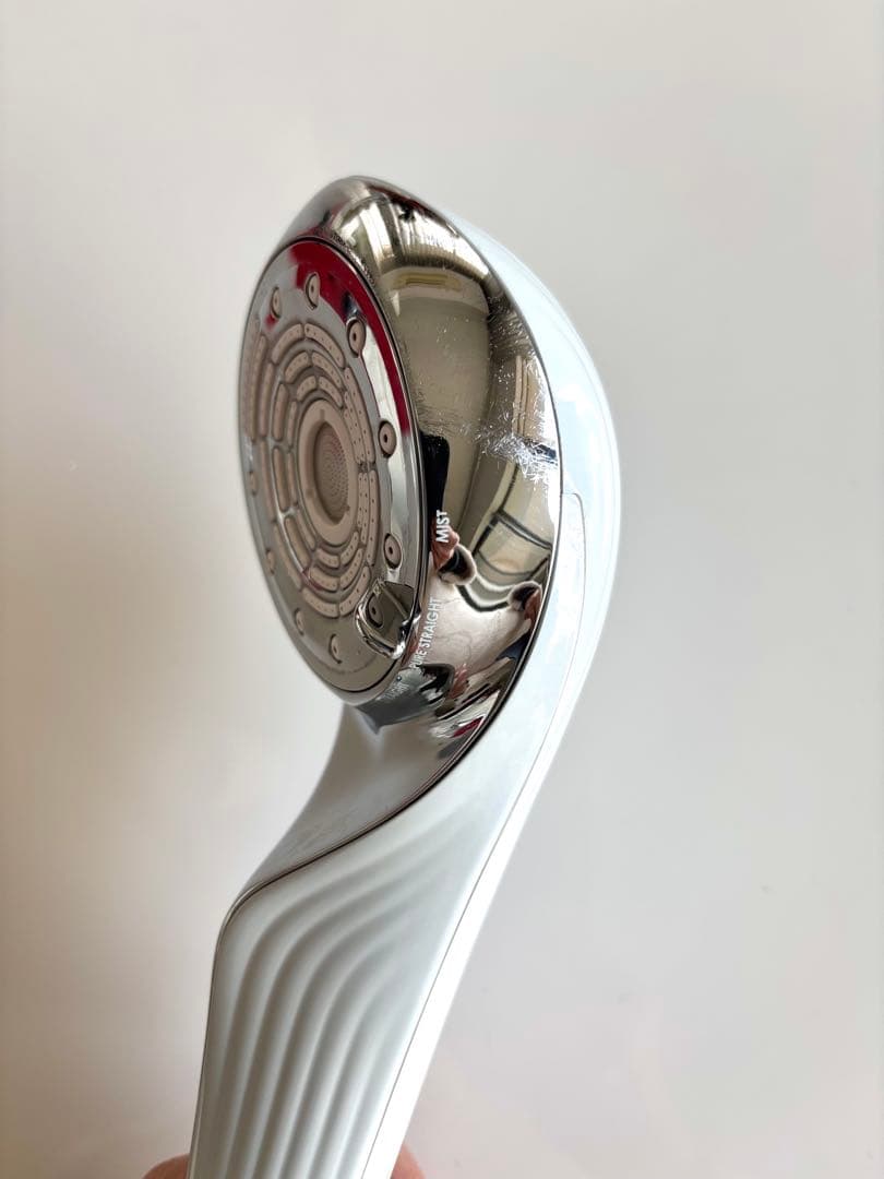 ReFa シャワーヘッド　ホワイト　リファファインバブルダイヤU