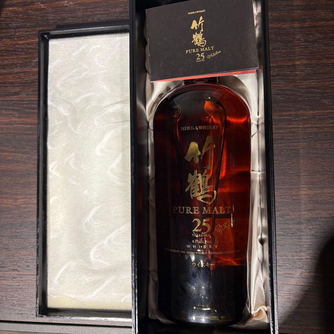 NIKKA WHISKY 竹鶴 PURE MALT 25年　竹鶴25年