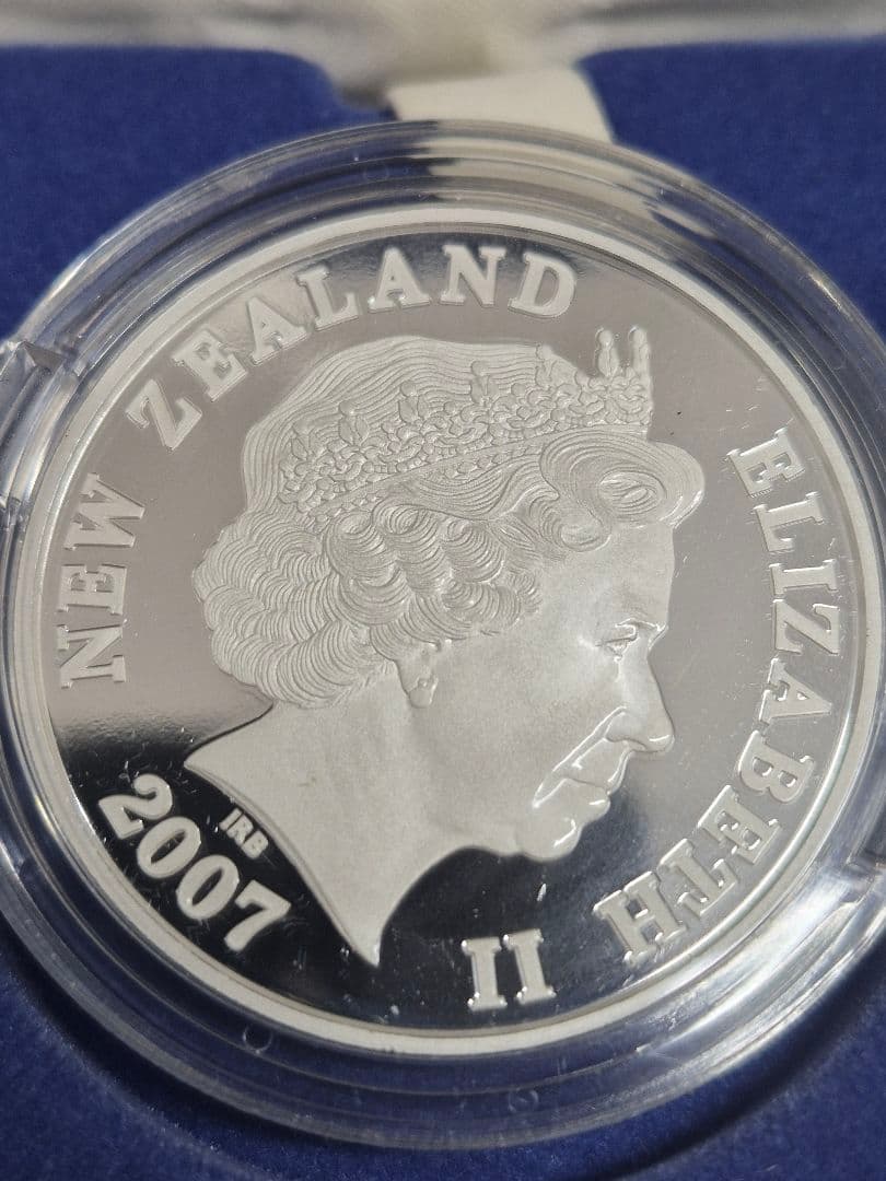 2007年 ニュージーランド 1ドル プルーフ銀貨 1オンス アオラキ
