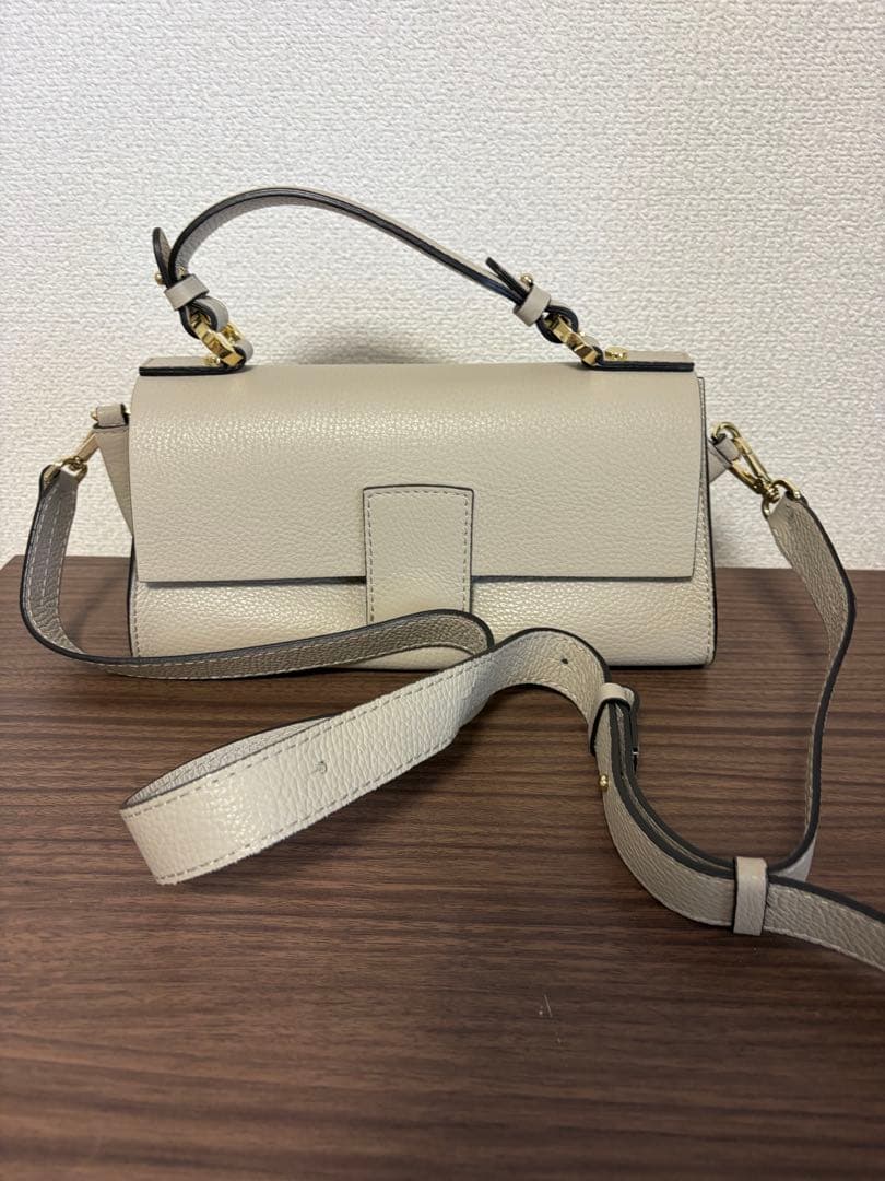 LORISTELLA ハンドバッグ　ショルダー ワンハンドル バッグ　BETH