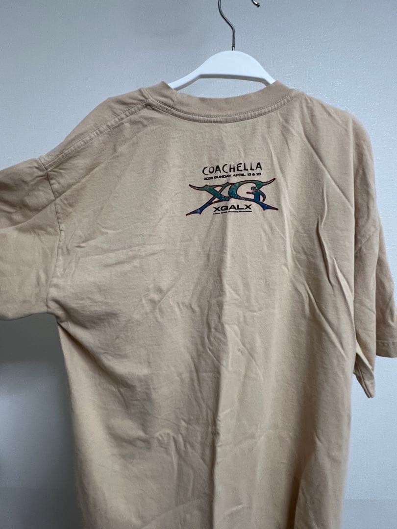 Coachella XG Tシャツ Mサイズ ベージュ　orcal