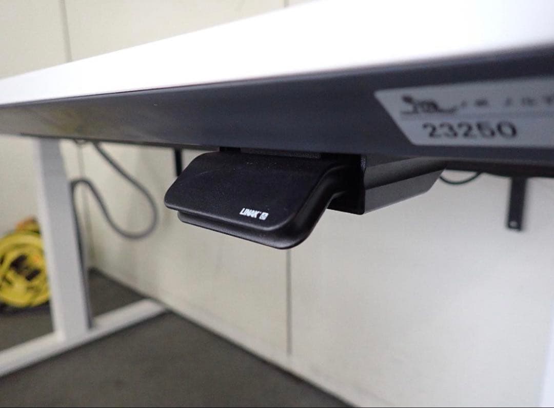 コクヨ 電動昇降デスク シークエンス 幅135 ホワイト パソコンデスク