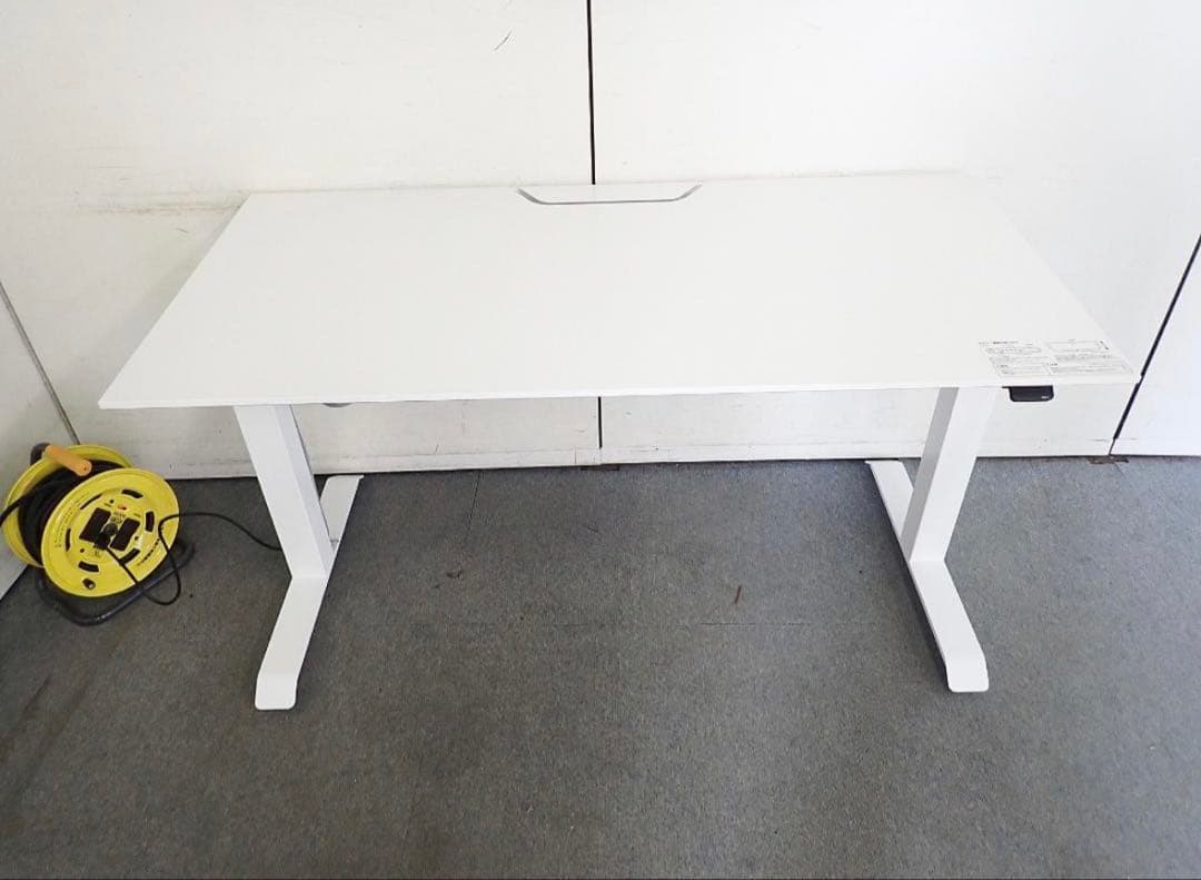 コクヨ 電動昇降デスク シークエンス 幅135 ホワイト パソコンデスク