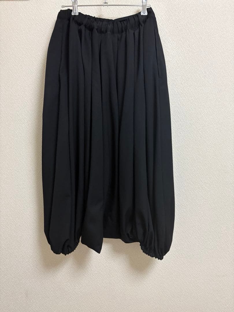 新品未使用　2024 COMME des GARÇONS 黒 サルエルパンツXS