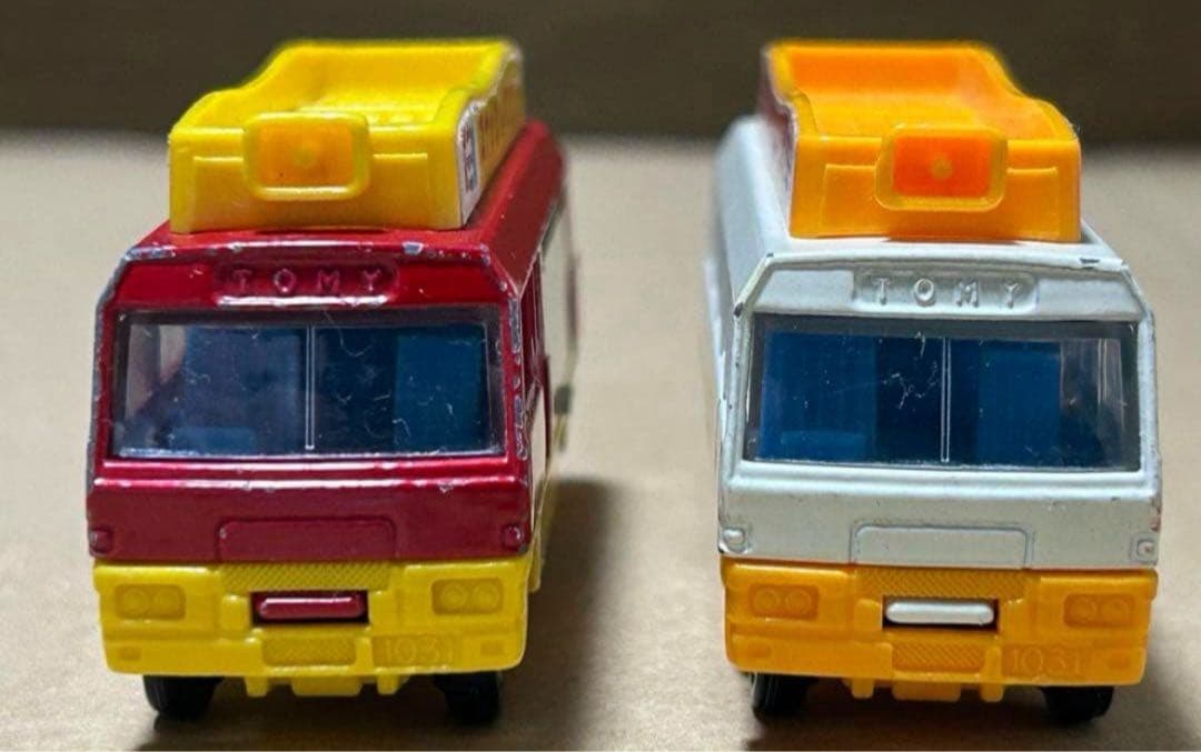 トミカ いすゞ ジャーニーQ 2台セット ハンバーガー スナック&ドリンク