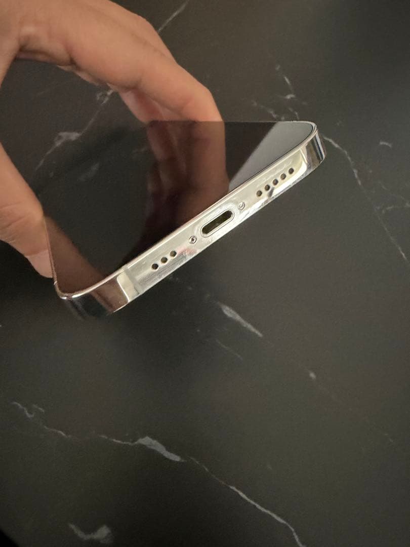 iPhone12 Pro 256GB シルバー