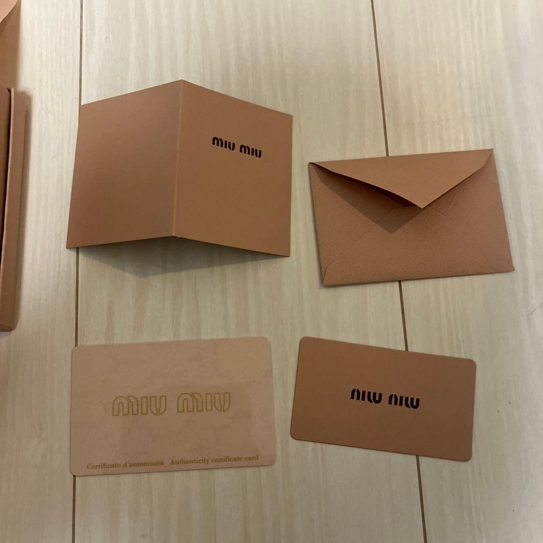 ⭐️未使用級⭐️ MIU MIU マテラッセ　コンパクトウォレット　ゴールド金具