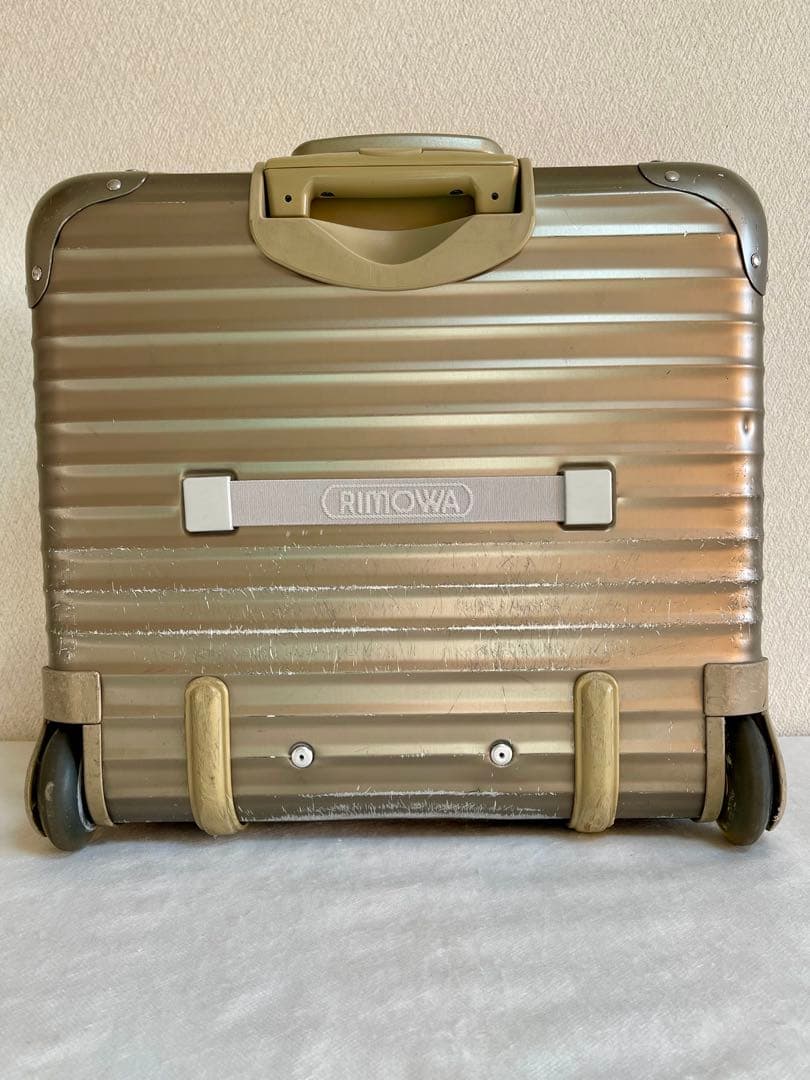 I*O様 リモワ RIMOWA トパーズチタニウム ビジネストロリー 28L 廃