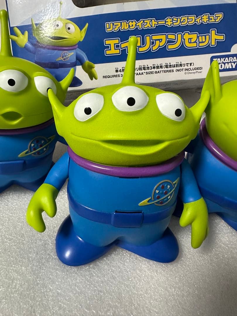 トイストーリー　リアルサイズ　トーキングフィギュア　エイリアンセット
