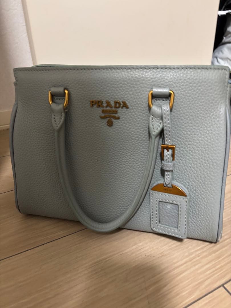 PRADA ライトグレー ハンドバッグ